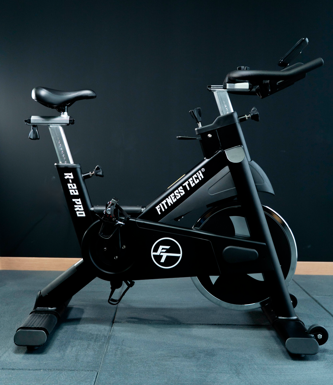 Bicicleta indoor R-22 série pro