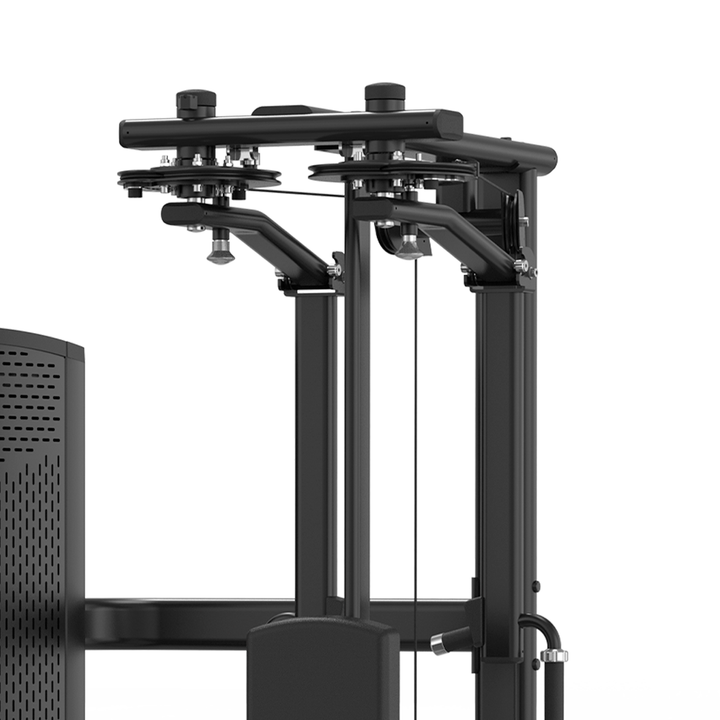 Máquina selectorizada / aberturas peitoral-deltoides
